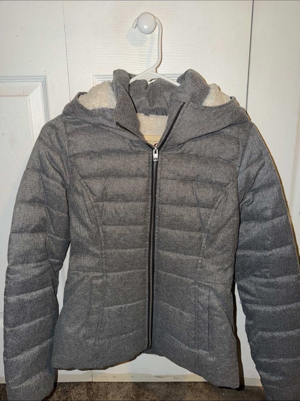 Hollister Gray Quilted Hooded Puffer Jacket with Sherpa Lining